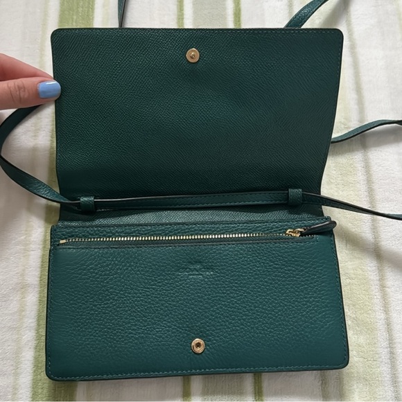 Coach Crossbody - Picture 4 of 6